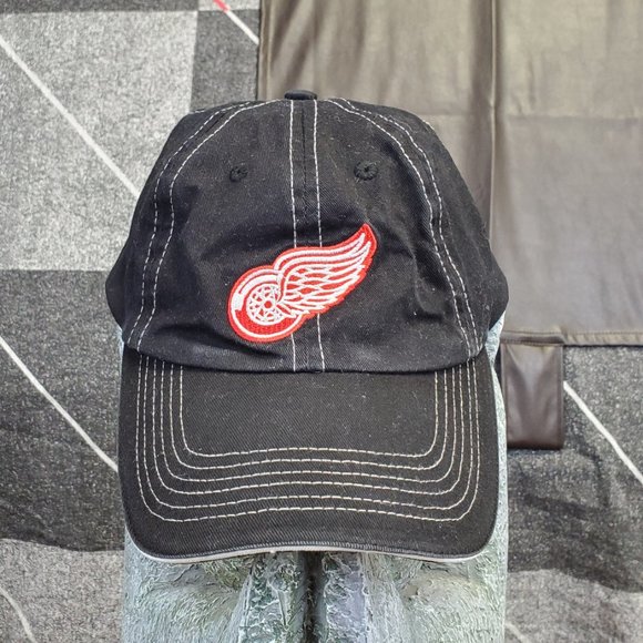 buy2get3rdFREE Detroit Red Wings CCM Hat - Picture 1 of 5